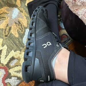 ON RUNNING On Cloud X Training Shoe US WOMEN 11